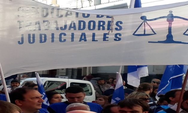 11 DE FEBRERO DE 1977: DÍA QUE LA DICTADURA DEJÓ SIN AFILIADOS A LOS SINDICATOS