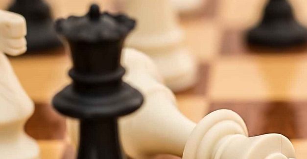INVITACIÓN DEL COMPAÑERO SALIM HASE A PARTICIPAR DE UN TORNEO DE AJEDREZ