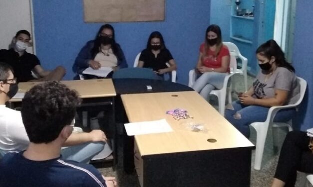 SEDE RECONQUISTA: VISITA DE ESTUDIANTES DE LA UNIVERSIDAD DE CIENCIAS EMPRESARIALES Y SOCIALES (UCES)