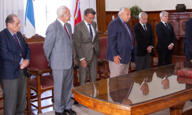 JURAMENTO DE LOS NUEVOS INTEGRANTES DEL TRIBUNAL DE ÉTICA Y CONSEJO CONSULTIVO