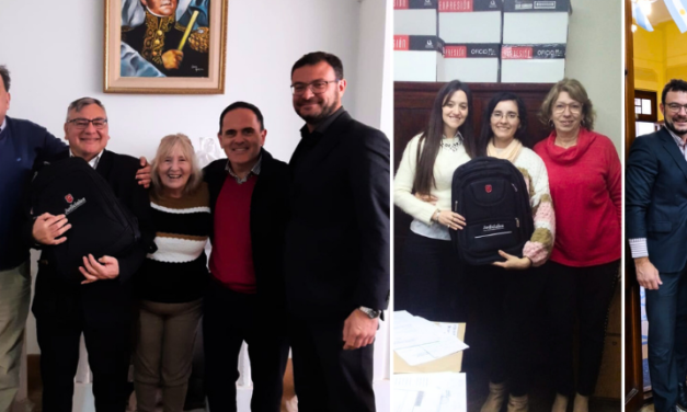 SEGUIMOS ENTREGANDO OBSEQUIOS A CUMPLEAÑERAS Y CUMPLEAÑEROS