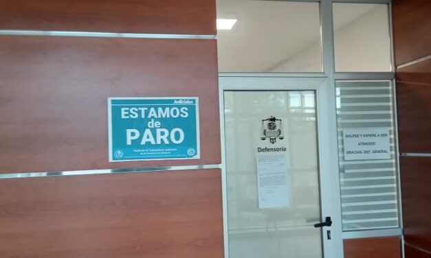 Plan de Lucha 7/11- Paro sin asistencia, con total acatamiento en toda la provincia
