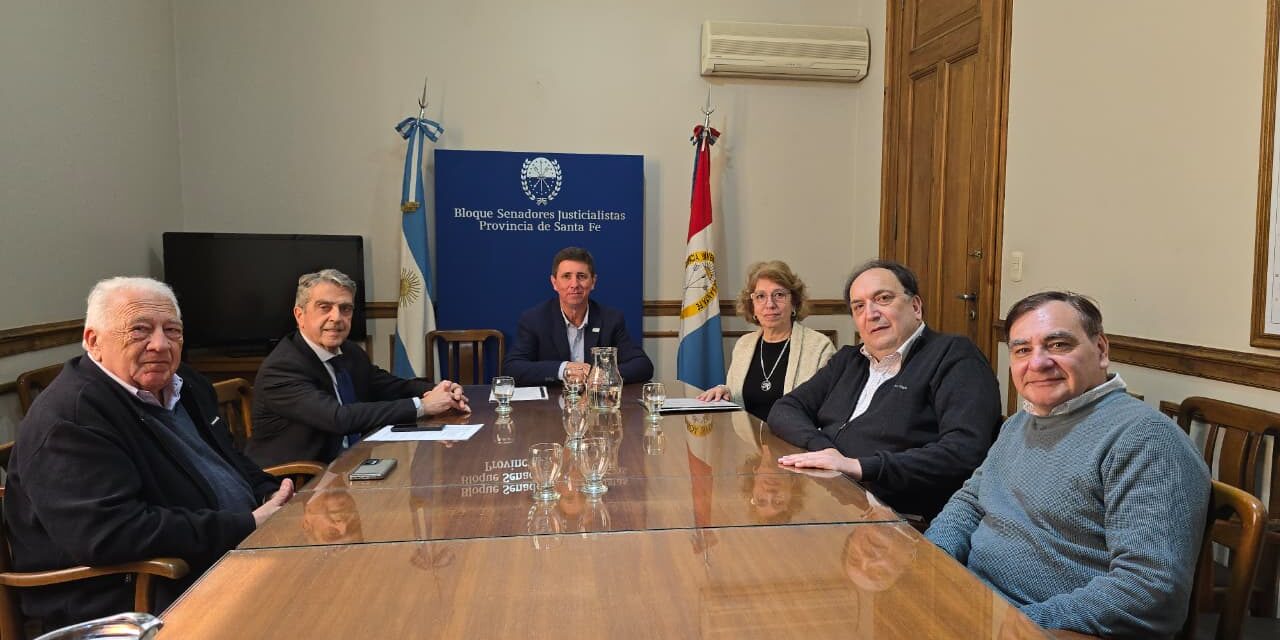 Honorable Cámara de Senadores de la Provincia de Santa Fe – Bloque Justicialista – Reunión con integrantes de la Comisión Directiva