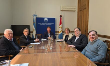 Honorable Cámara de Senadores de la Provincia de Santa Fe – Bloque Justicialista – Reunión con integrantes de la Comisión Directiva